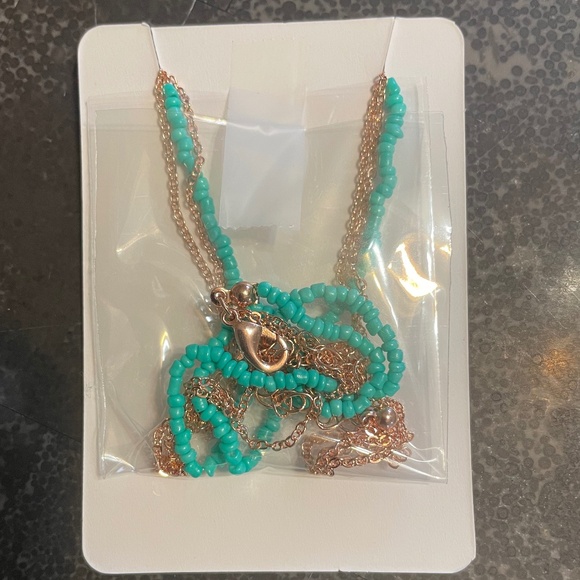 Gemma Simone Rose Gold/Aqua Beaded Lariat Necklace - Picture 2 of 4